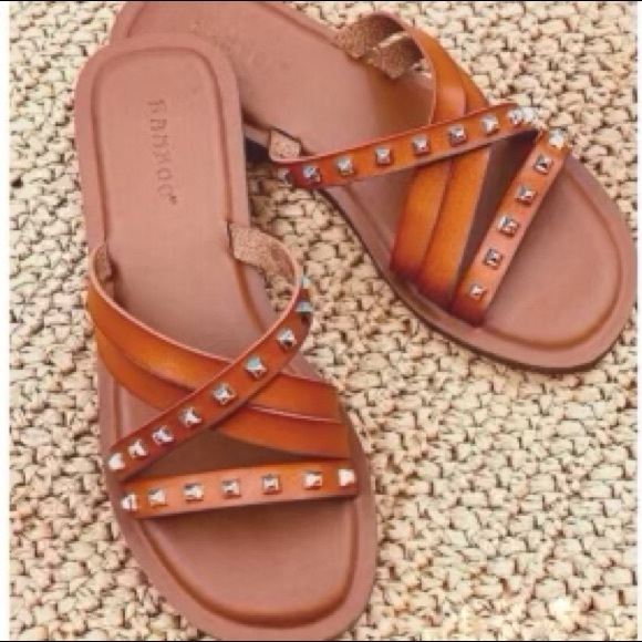 BROWN VEGAN LEATHER STUDDED SANDAL - Picture 2 of 3